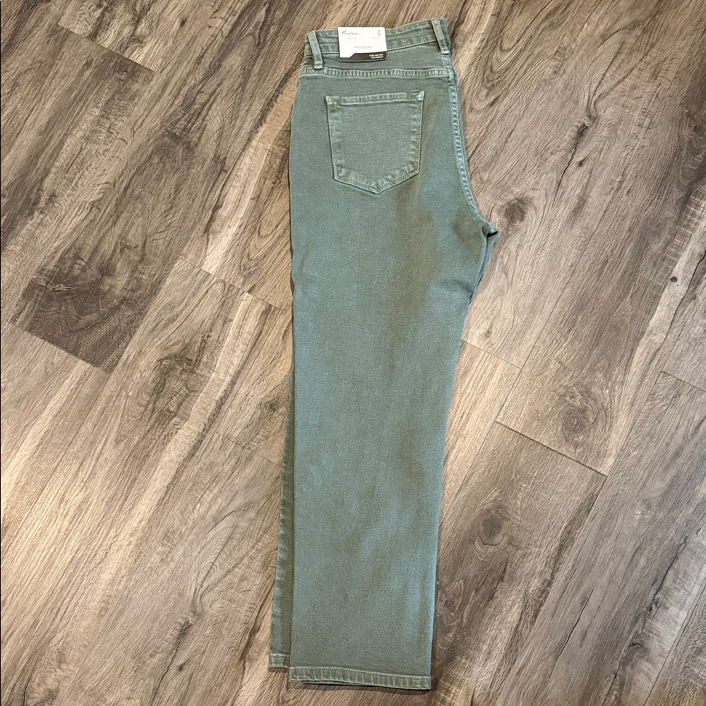 KanCan High-Rise Straight Jeans in Sage Green